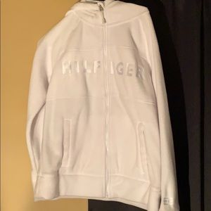 Women’s zip up sweater